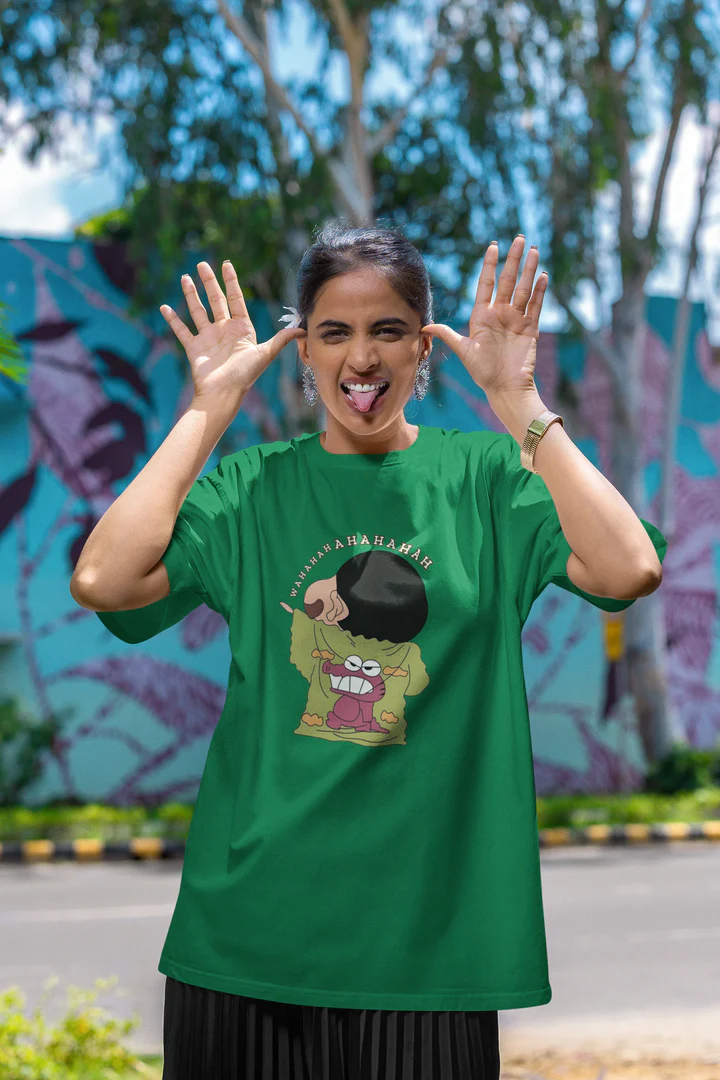 https://shoppingyatra.com/product_images/oversized-blinkstore-tee-mockup-of-a-woman-doing-a-funny-face-m39288_3_720x1080.webp