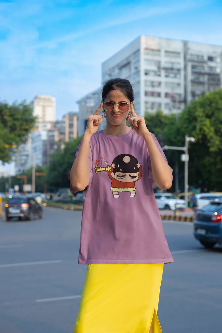 Maa's Favourite | Shinchan | Oversized Unisex T-Shirt