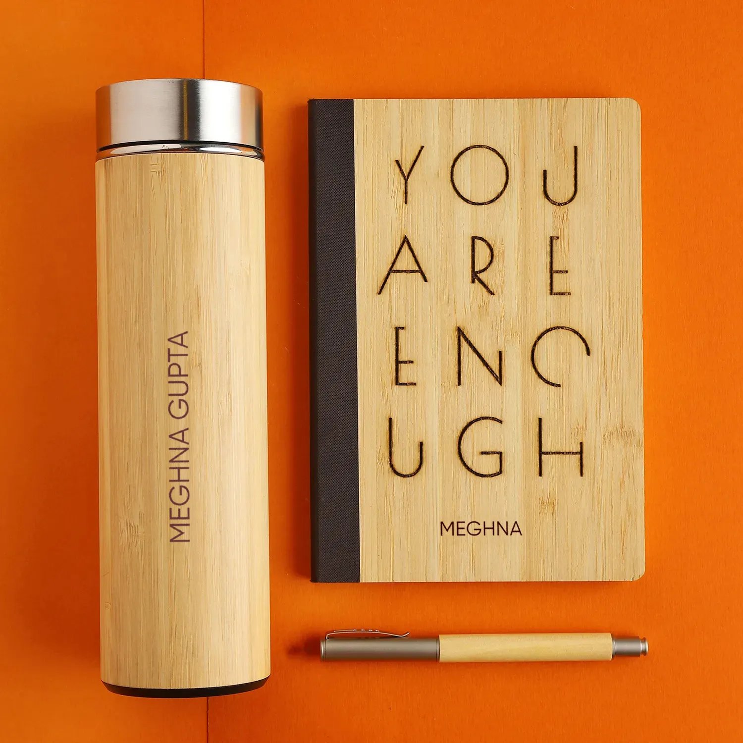 https://shoppingyatra.com/product_images/personalised-flask-n-diary-gift-combo_2.jpg